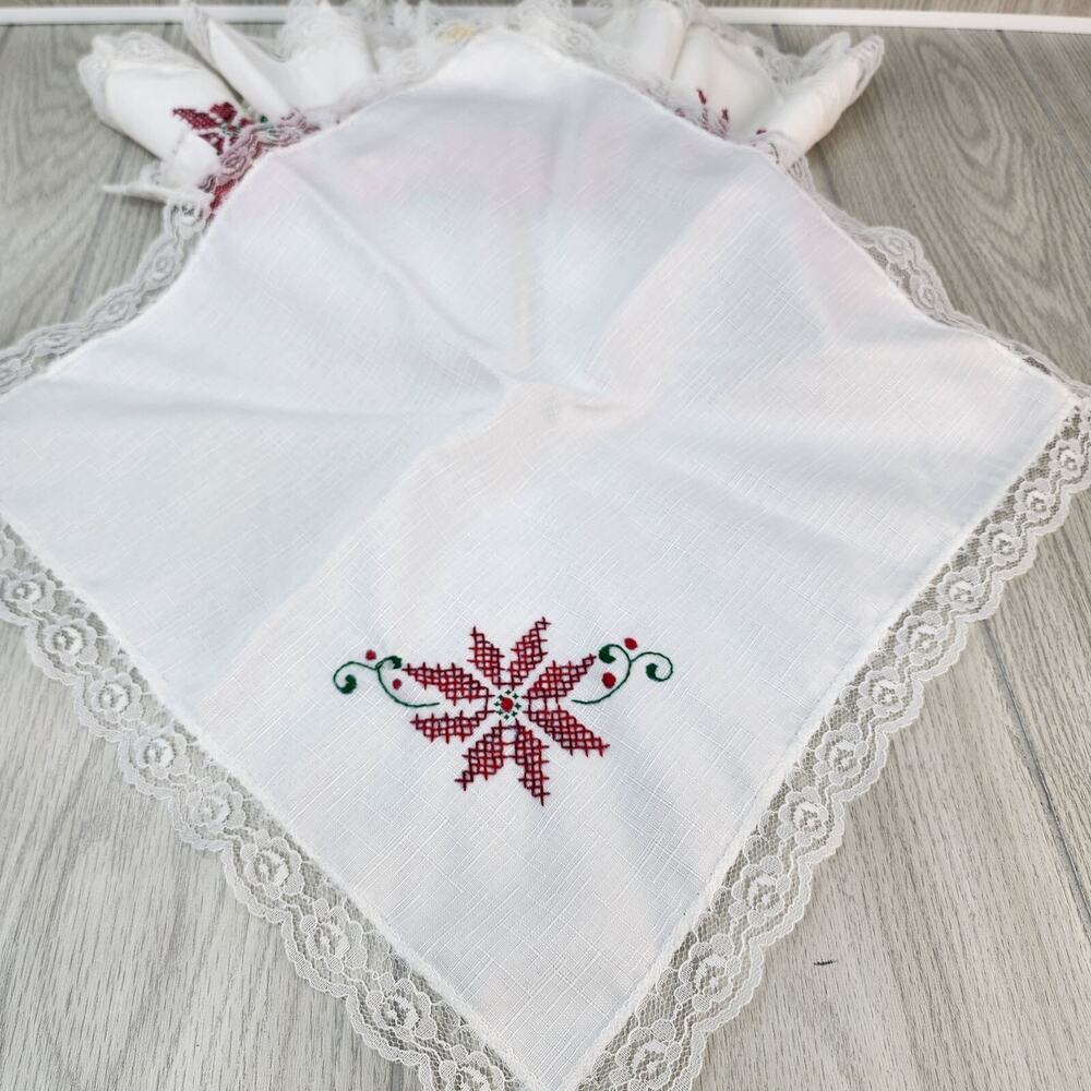 Vintage Christmas Linen Napkins Set o 6 Metal Rings Lace Cross Stitch Poinsettia - Picture 8 of 15